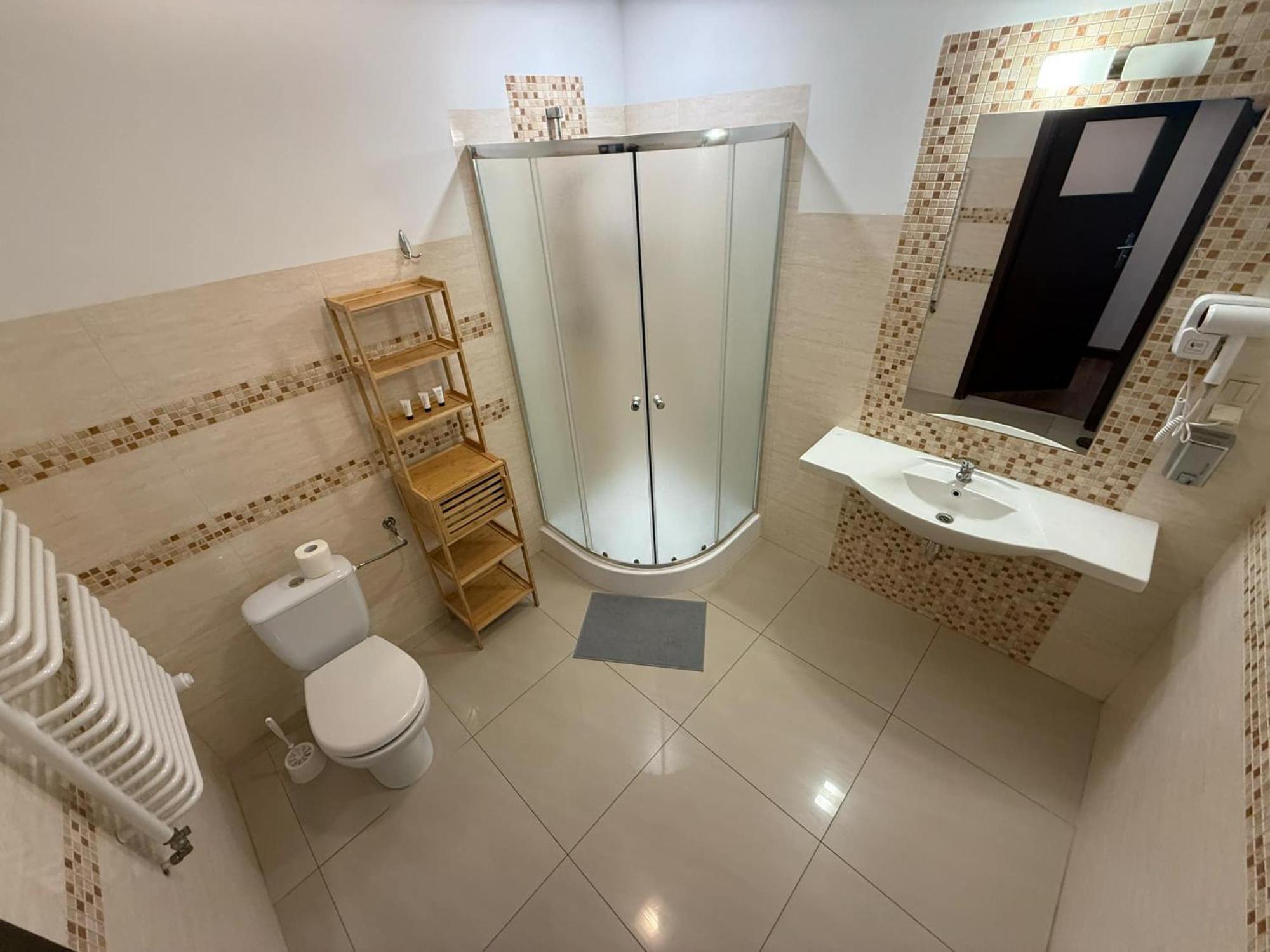 Magiczna Farma Hotel Obiady Maka I Magia ซัมบรูฟ ภายนอก รูปภาพ